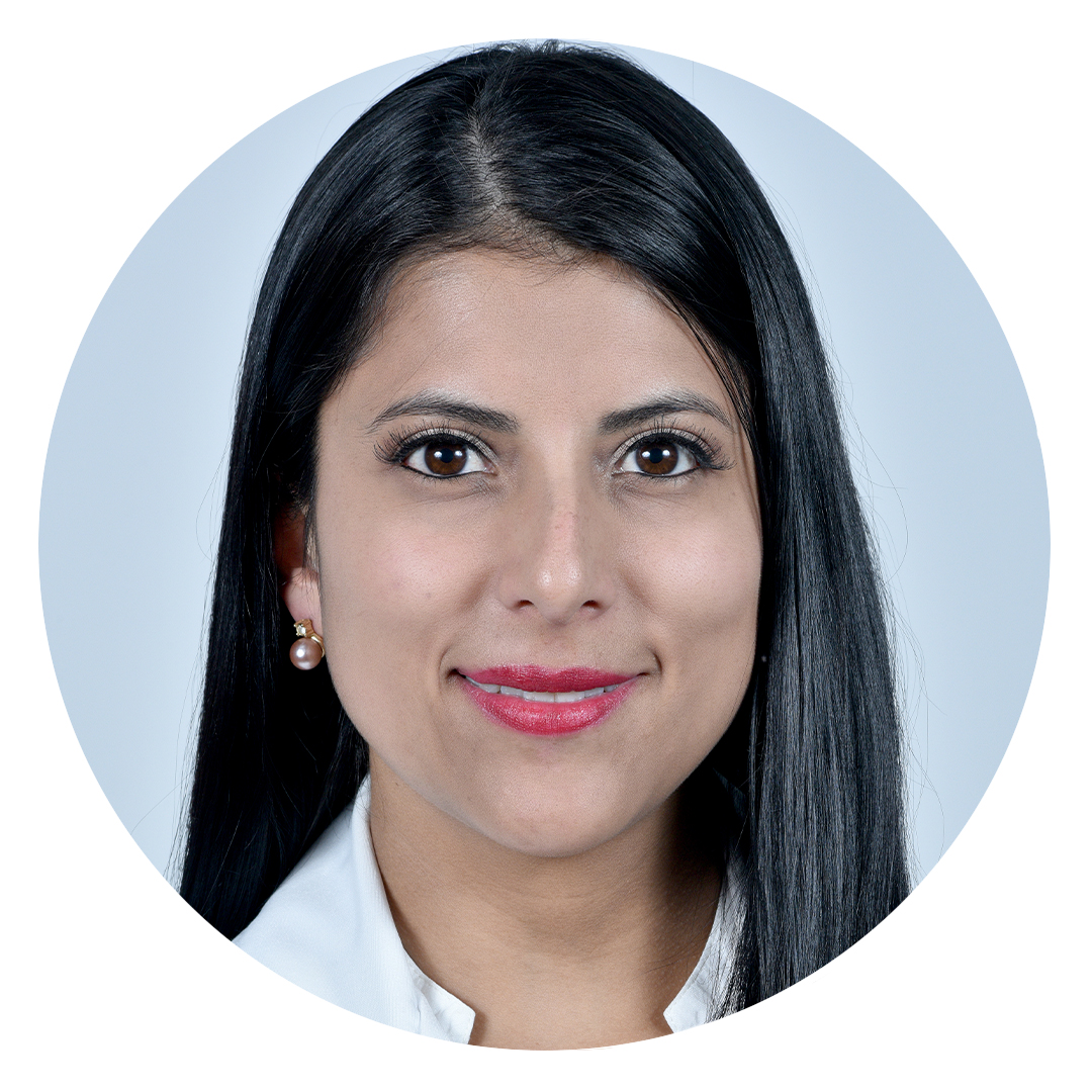 Dra.Verónica CaisaEspecialista en Ortodoncia y Estética